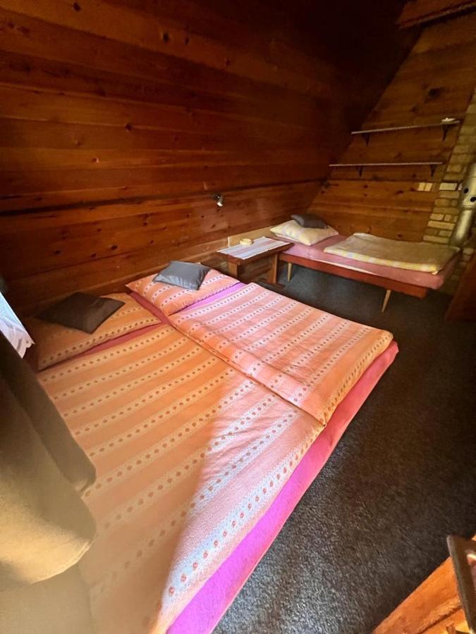 Horska Chata Veverka Podbanszkó Kültér fotó